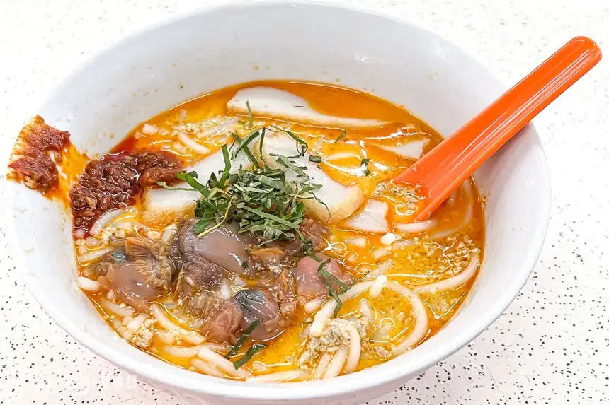 【2026新加坡美食推薦】Top 25 必吃餐廳與在地人私藏小吃:海南雞飯、辣椒螃蟹、肉骨茶全攻略