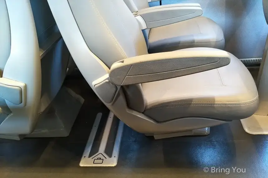 italy-train-to-venice-4